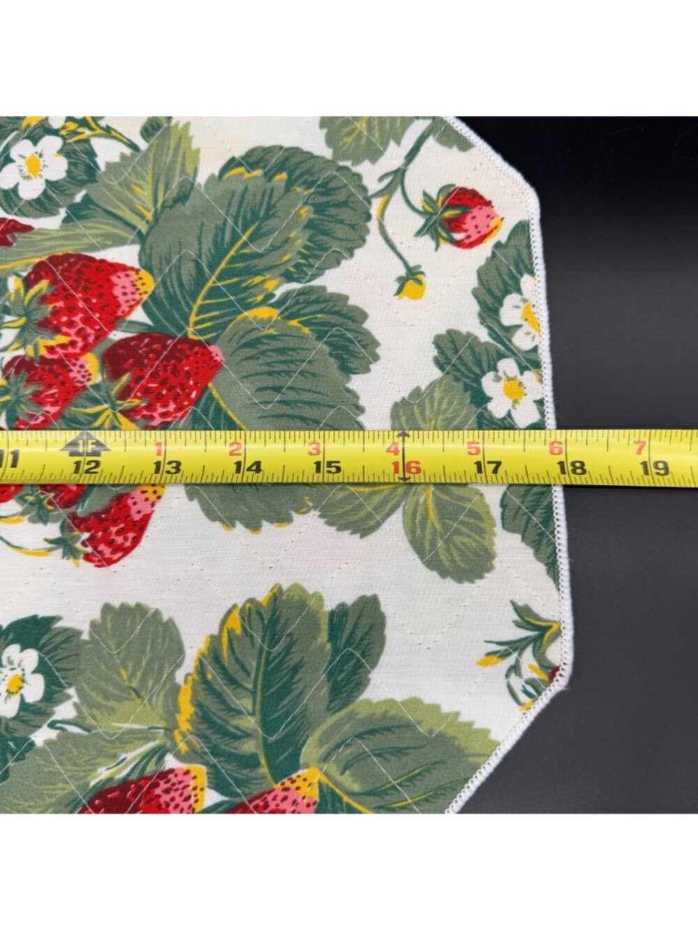Quilted Strawberry Placemats Octagon Vintage Cottagecore Granny Table Decor Red - Picture 6 of 7
